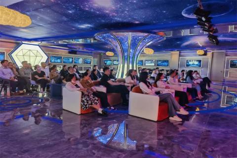 探访培育钻石，为高科技赋能！多多28团队赴科微之星观摩学习